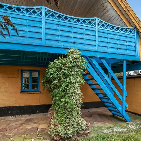 Apartment Lovely In Nexo With Wifi Balke